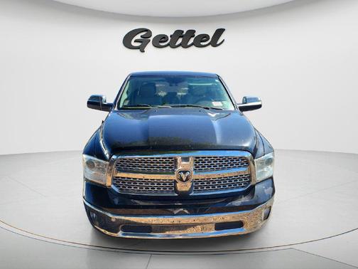 Brilliant Black Crystal Pearlcoat 2015 RAM 1500 Laramie