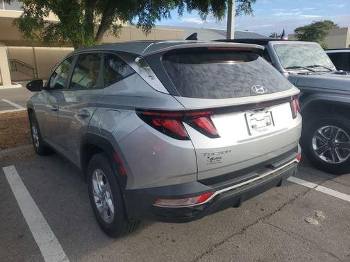 2024 Hyundai TUCSON SE