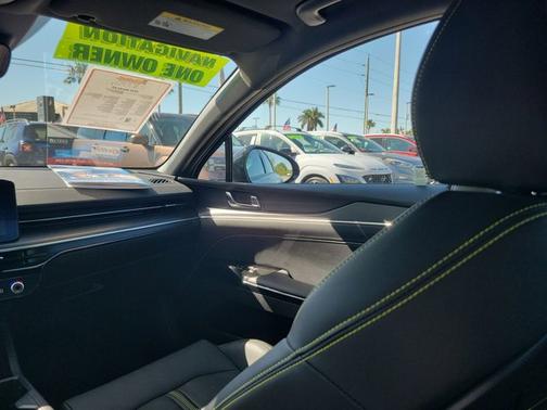 2025 Kia K5 GT