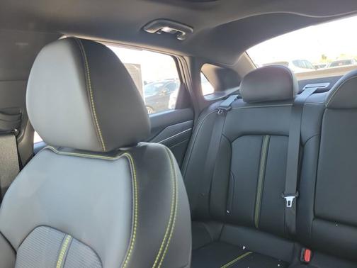 2025 Kia K5 GT