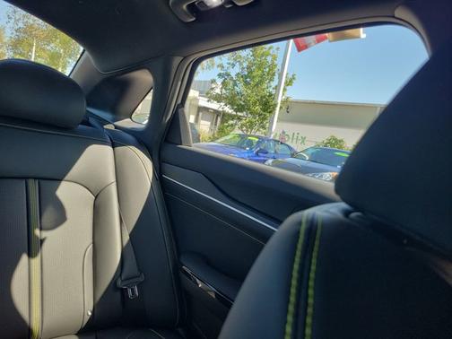 2025 Kia K5 GT