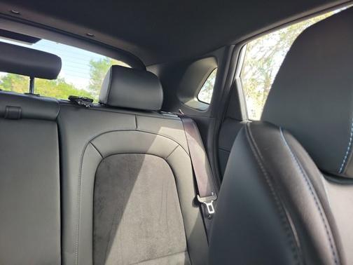 2022 Hyundai Kona N Base