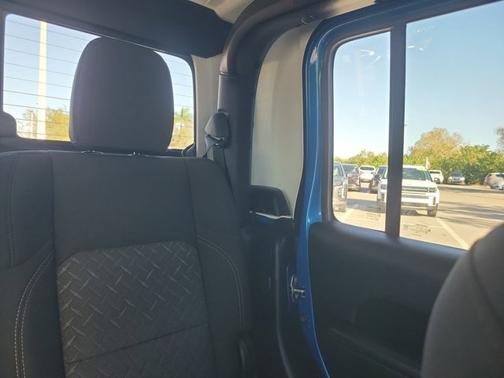 2024 Jeep Gladiator Mojave