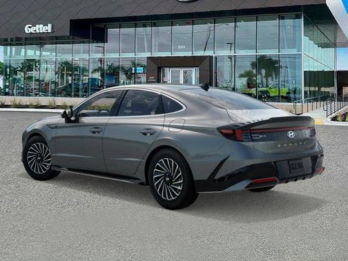 2025 Hyundai SONATA Hybrid Limited