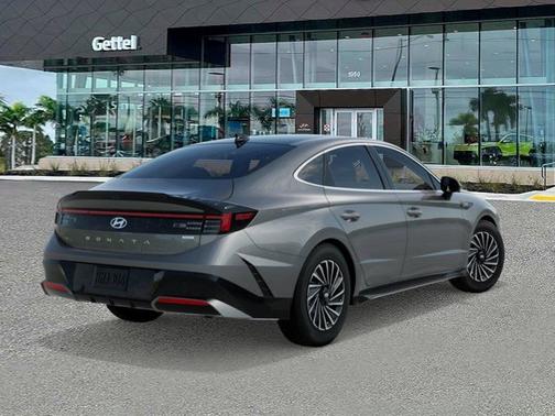 2025 Hyundai SONATA Hybrid Limited