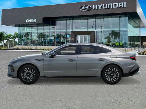 2025 Hyundai SONATA Hybrid Limited