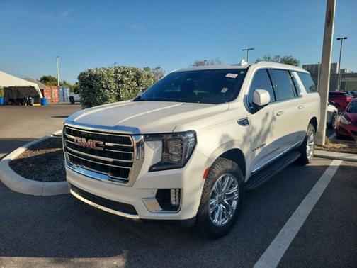 2023 GMC Yukon XL SLT