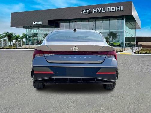 2025 Hyundai ELANTRA HEV Limited