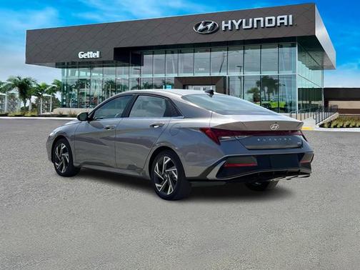 2025 Hyundai ELANTRA HEV Limited