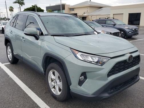 2019 Toyota RAV4 XLE