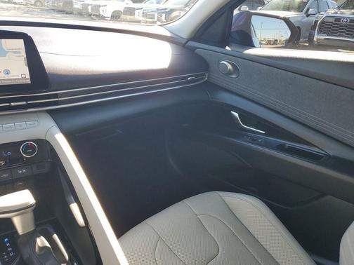 2023 Hyundai ELANTRA HEV Limited