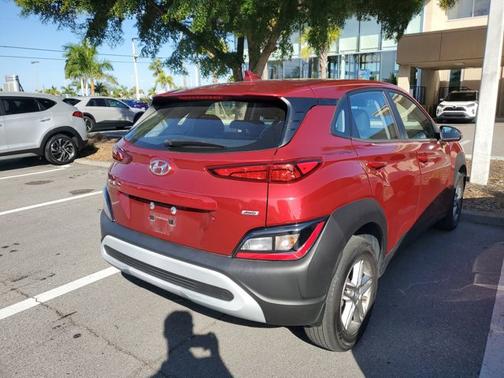 2023 Hyundai KONA SE