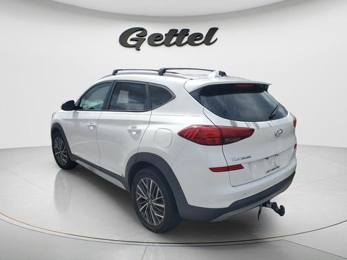 White Cream 2021 Hyundai TUCSON SEL
