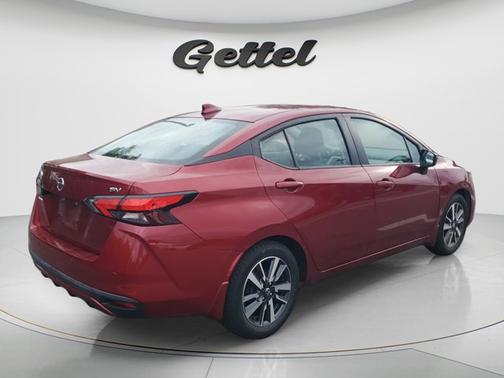 Scarlet Ember Pearl Metallic 2020 Nissan Versa 1.6 SV