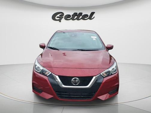 Scarlet Ember Pearl Metallic 2020 Nissan Versa 1.6 SV
