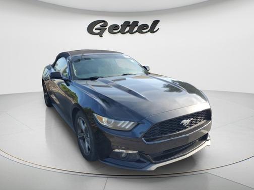 BLACK 2015 Ford Mustang V6