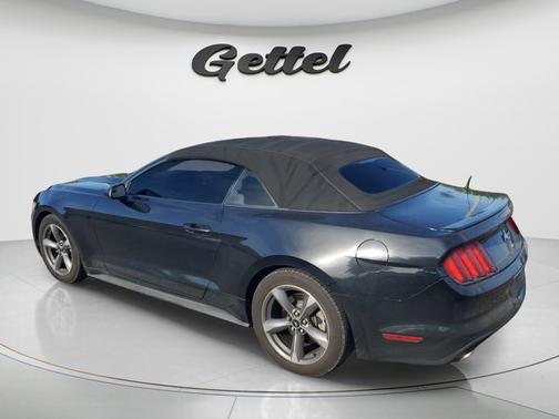 BLACK 2015 Ford Mustang V6