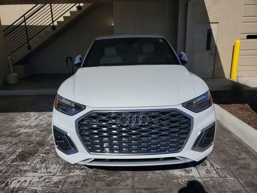 2022 Audi Q5 45 S line Premium Plus