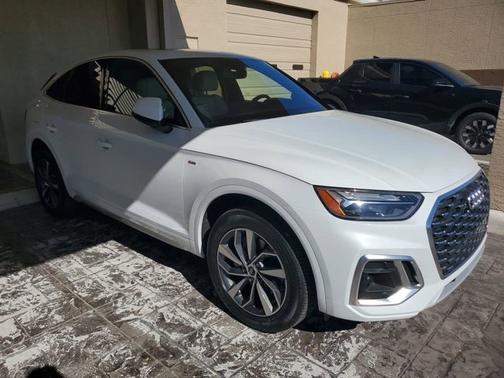 2022 Audi Q5 45 S line Premium Plus
