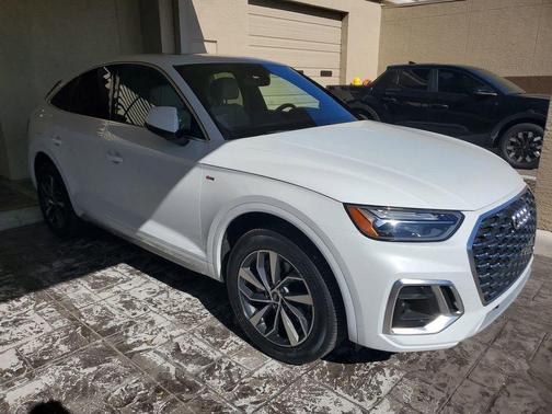 2022 Audi Q5 45 S line Premium Plus