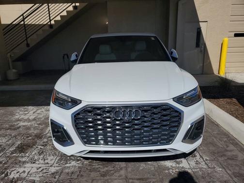 2022 Audi Q5 45 S line Premium Plus