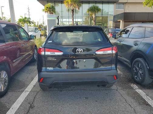 Jet Black 2024 Toyota Corolla Cross L