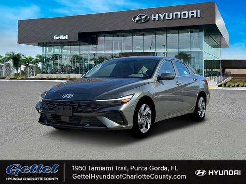 2025 Hyundai ELANTRA SEL Convenience