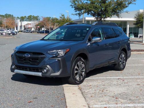 2025 Subaru Outback Touring XT