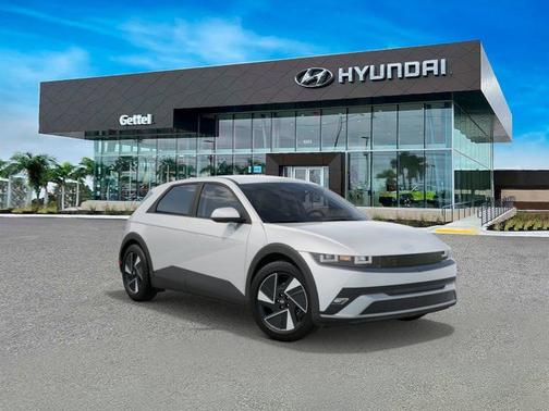 2025 Hyundai IONIQ 5 SE