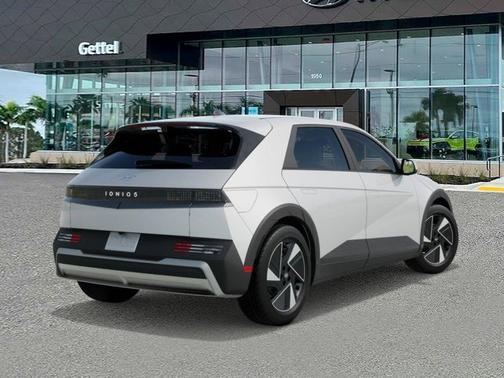 2025 Hyundai IONIQ 5 SE