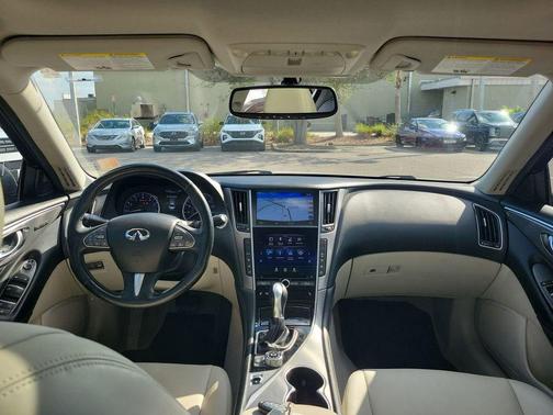 2016 INFINITI Q50 2.0T Premium