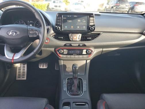 2018 Hyundai Elantra GT Sport