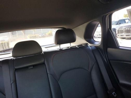 2018 Hyundai Elantra GT Sport