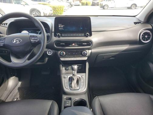 2022 Hyundai KONA Limited