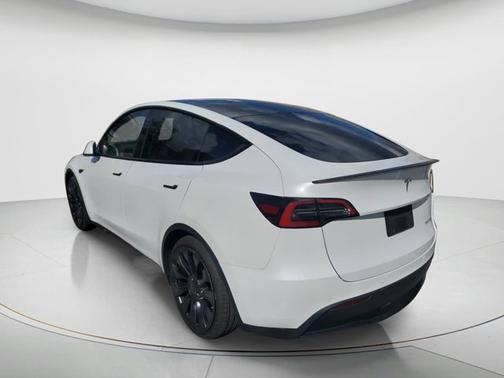 2022 Tesla Model Y Performance Dual Motor All-Wheel Drive