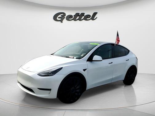 2022 Tesla Model Y Performance Dual Motor All-Wheel Drive