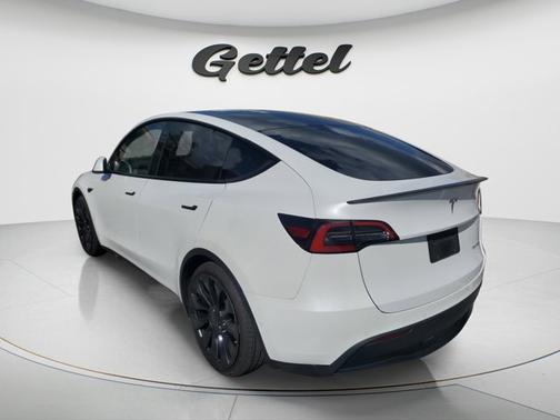 2022 Tesla Model Y Performance Dual Motor All-Wheel Drive