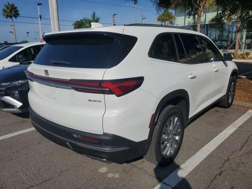 2025 Buick Enclave Preferred FWD