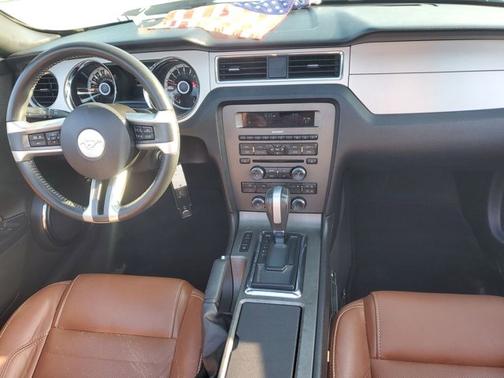 2013 Ford Mustang V6 Premium