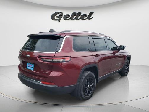 Velvet Red Pearlcoat 2023 Jeep Grand Cherokee L Laredo