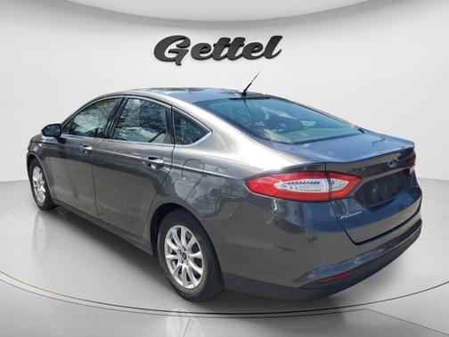 2016 Ford Fusion S