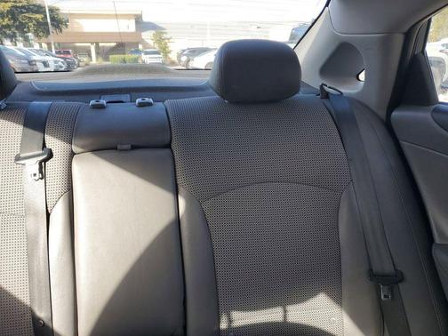 2012 Hyundai SONATA SE