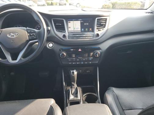 2018 Hyundai TUCSON SEL Plus