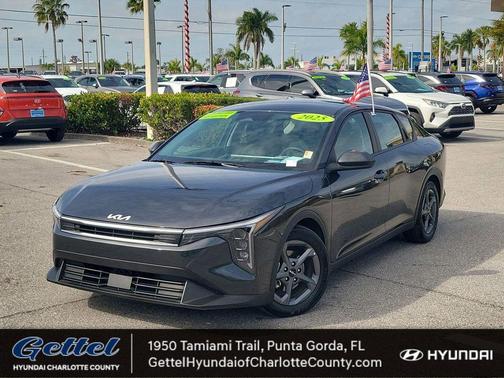 2025 Kia K4 LXS