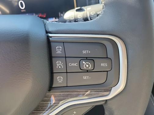 Velvet Red Pearlcoat 2022 Jeep Wagoneer Series III 4x4