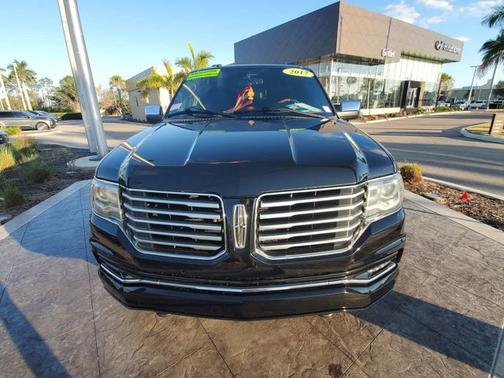 2017 Lincoln Navigator Select