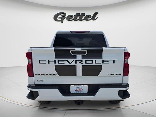 Summit White 2026 Chevrolet Silverado 1500 Custom