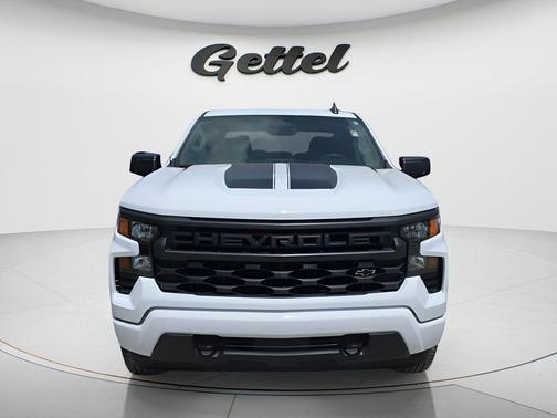 Summit White 2026 Chevrolet Silverado 1500 Custom