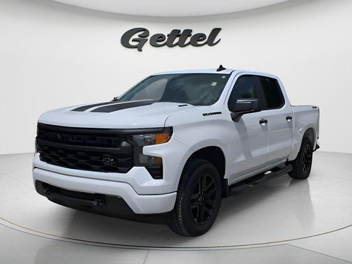 Summit White 2026 Chevrolet Silverado 1500 Custom