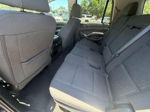 Black 2017 GMC Yukon SLE